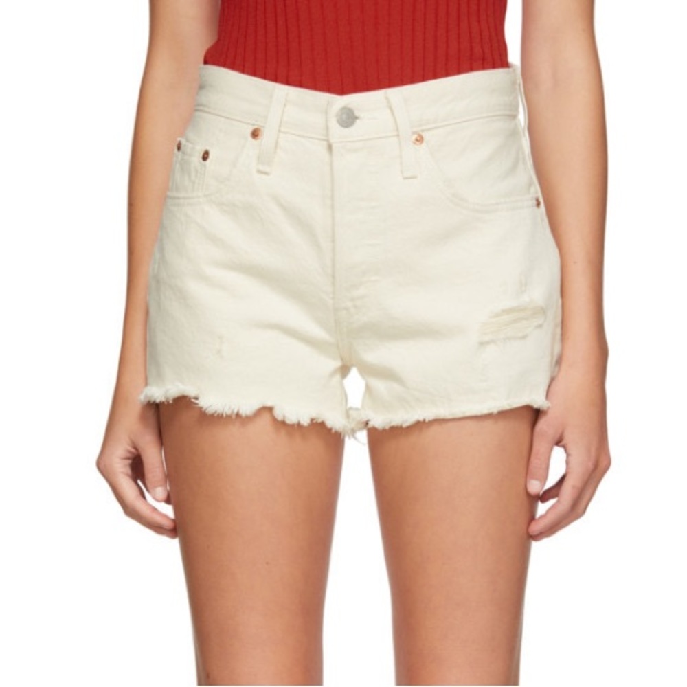 Levi’s 501 Original Womens Shorts in Natural Instinct